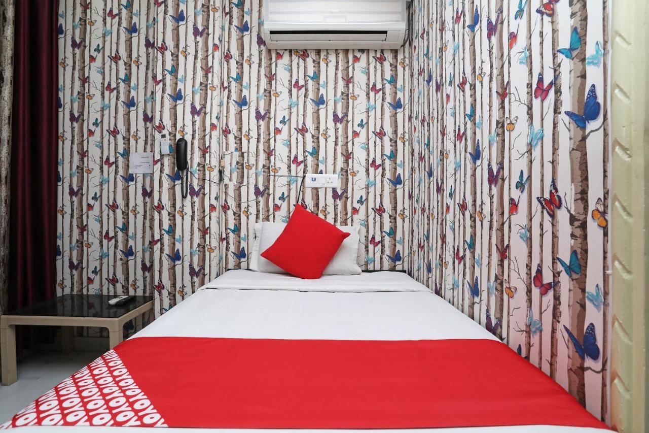 Oyo 40798 All In One Hotel 3*